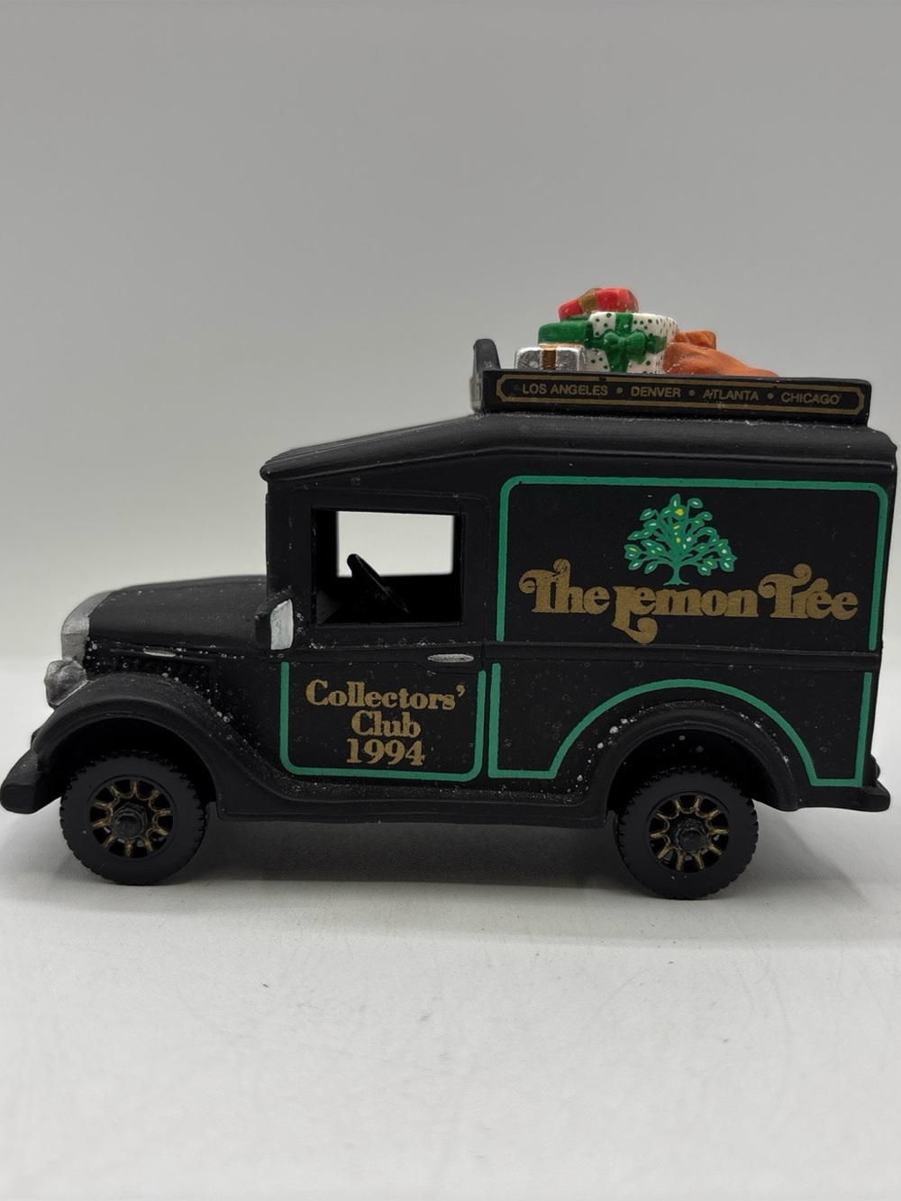 Department 56 1994 Vintage HVC Village Express Van The Lemon Tree Special Editio